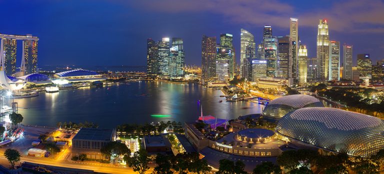 Singapore-skyline---Marina-Bay-2016-keyimage